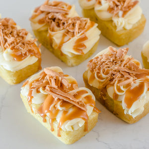 Mini Vanilla Caramel Tea Cakes (6)