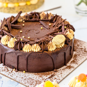 Picnic Moist Chocolate cream cheese Cake