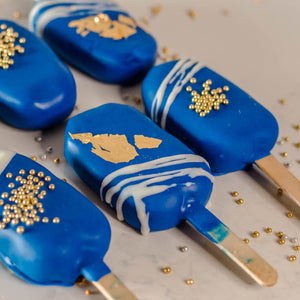 BLUE AND GOLD CAKESICLE (6)