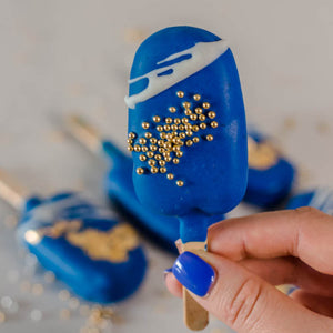 BLUE AND GOLD CAKESICLE (6)