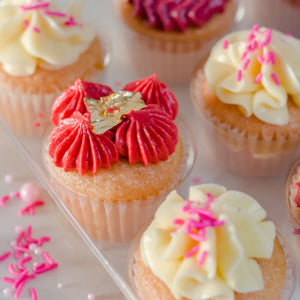 MINI BLUSH BLOOM CUPCAKES