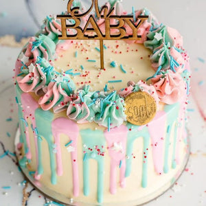 GENDER REVEAL CAKE