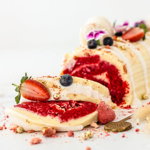 18cm VERY BERRY RED VELVET LOG CAKE