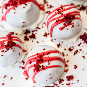 Red Velvet Kisses (8pc)