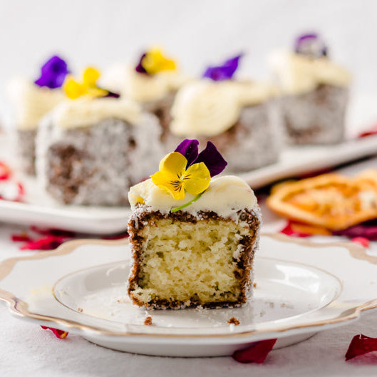 Vanilla Lamingtons (6)