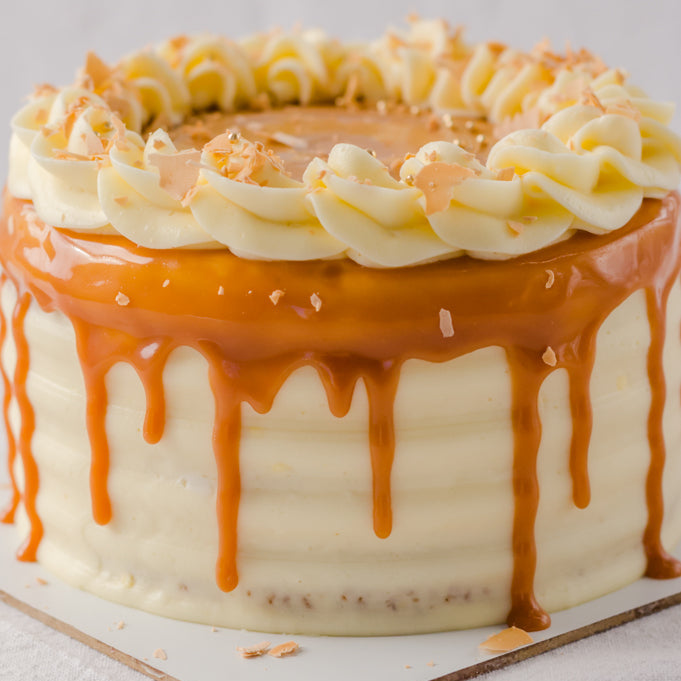 VANILLA CARAMEL CONFECTIONERY CAKE