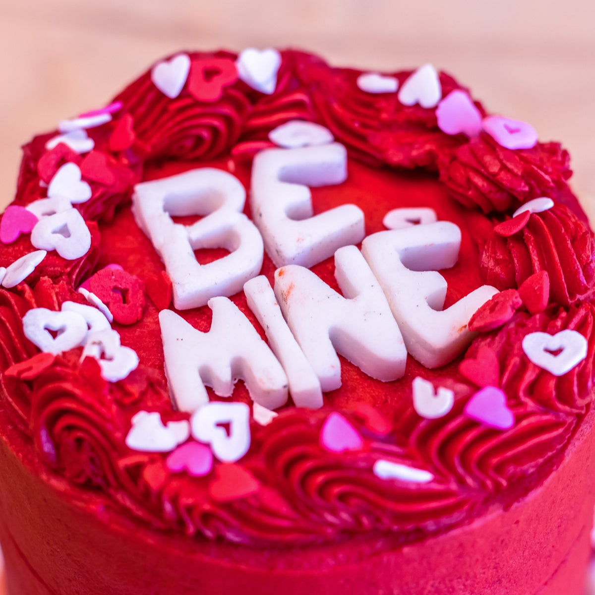 BE MINE 10cm Cake
