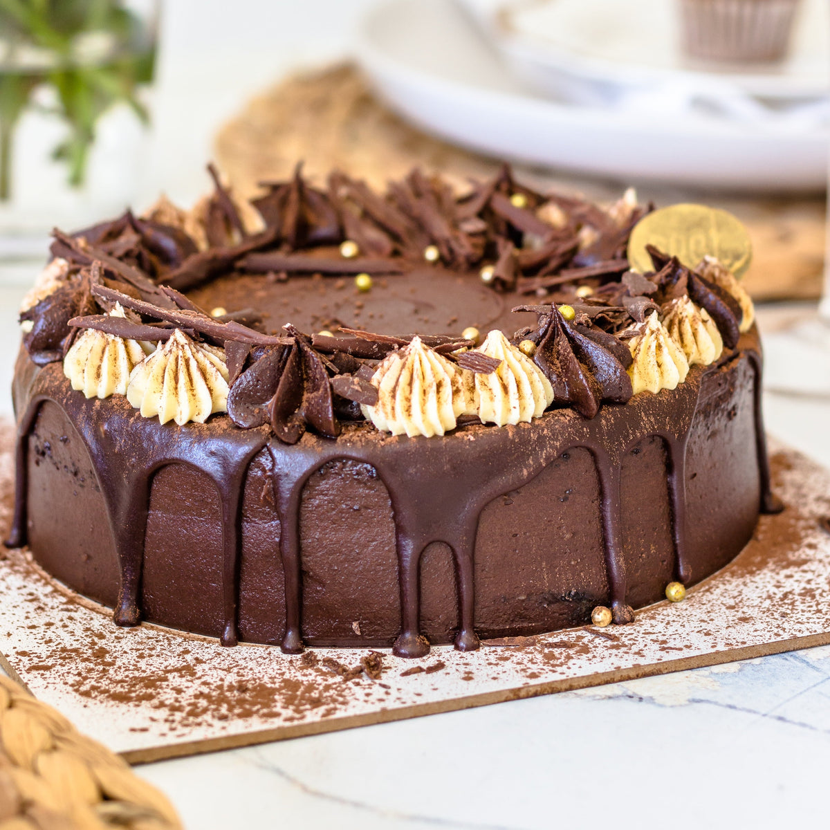 Picnic Moist Chocolate cream cheese Cake
