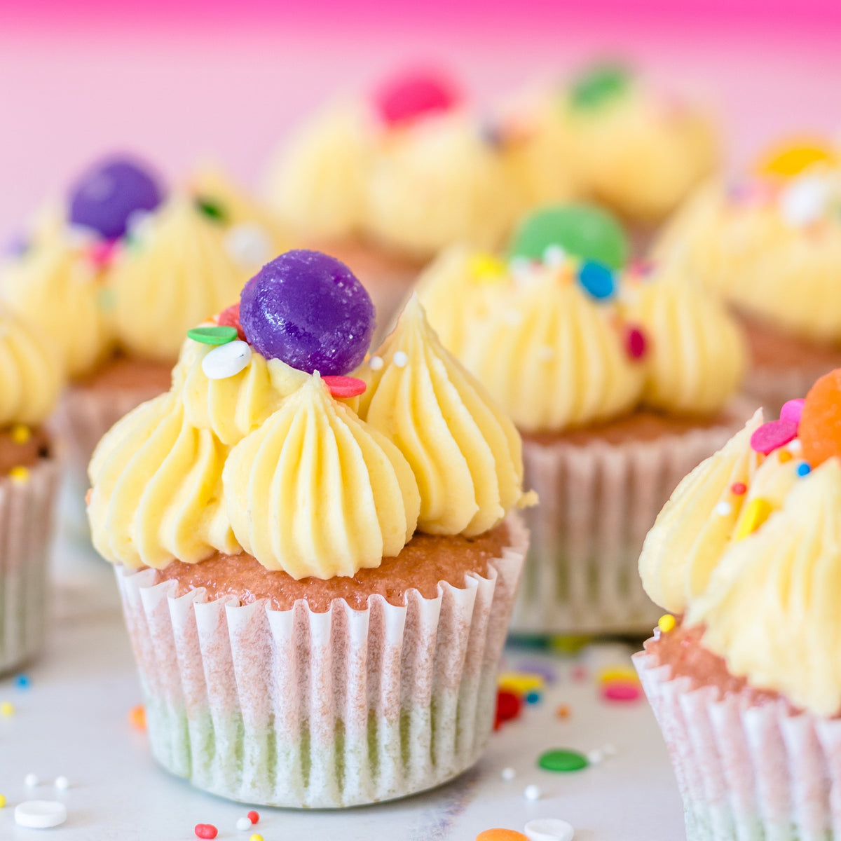 Mini Rainbow Cupcakes (9)