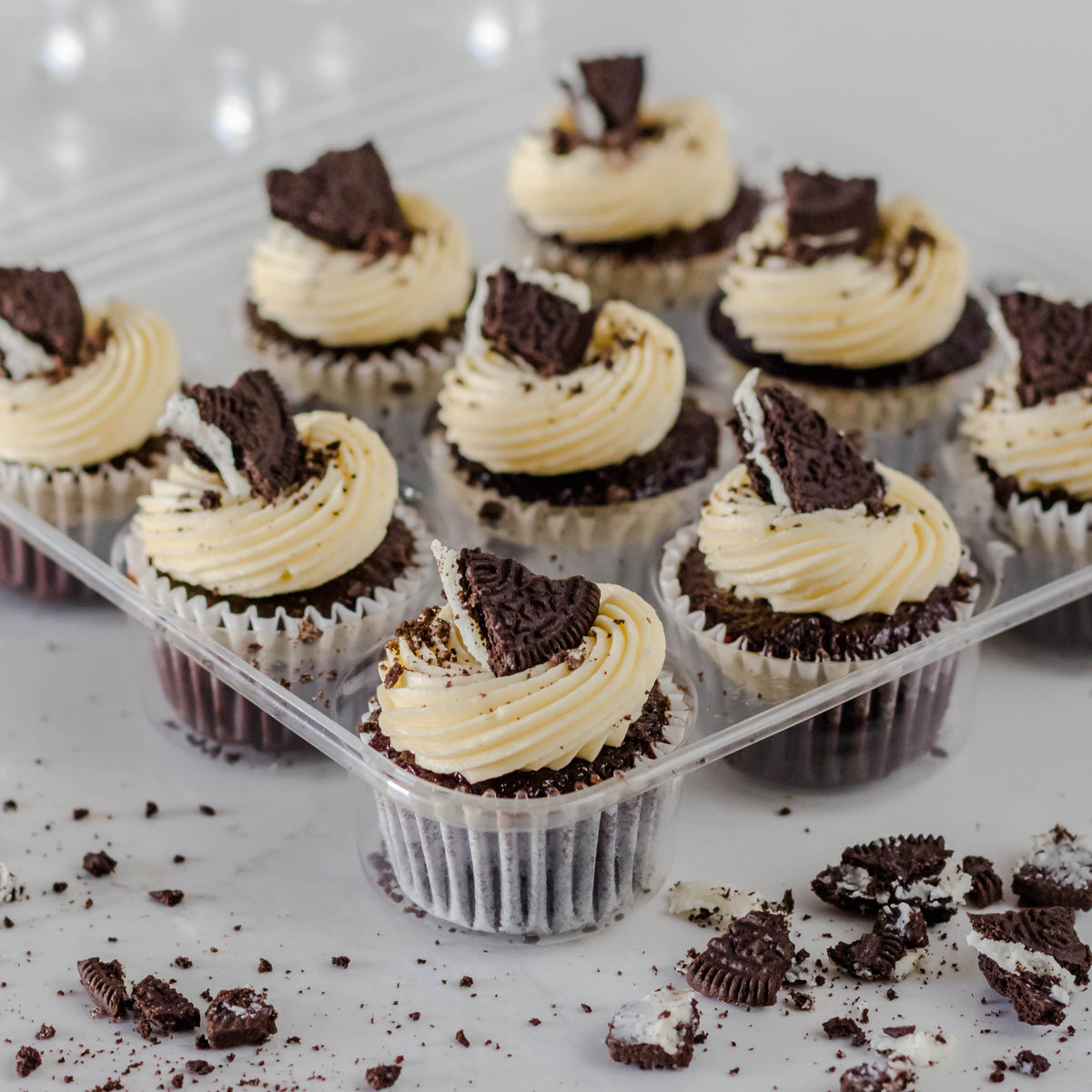 Mini Oreo Cupcakes (9)