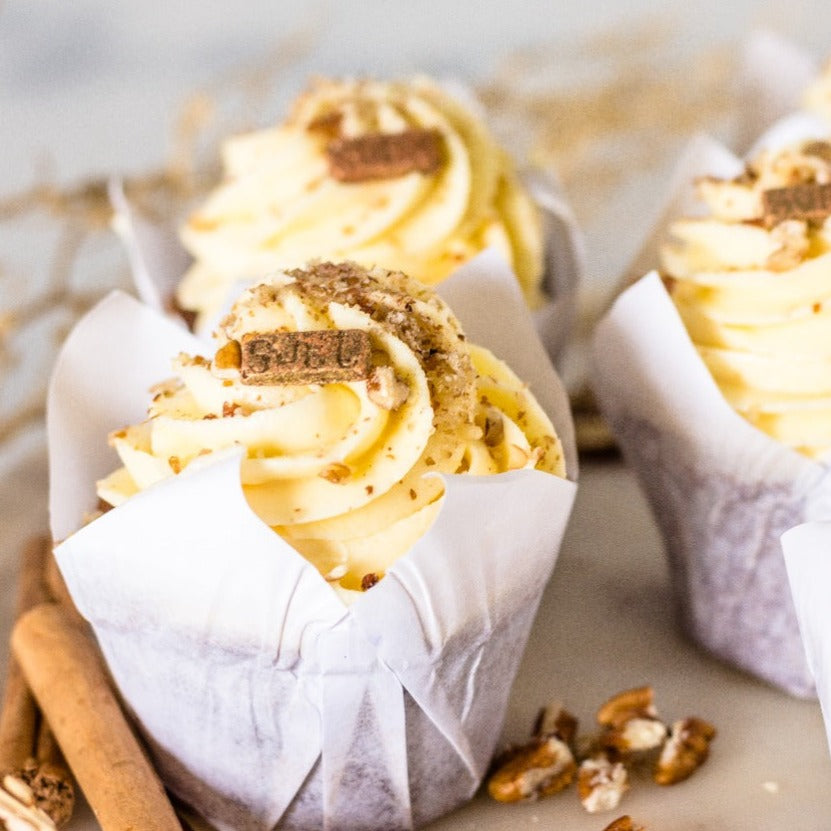 6 Tulip Carrot Cupcakes