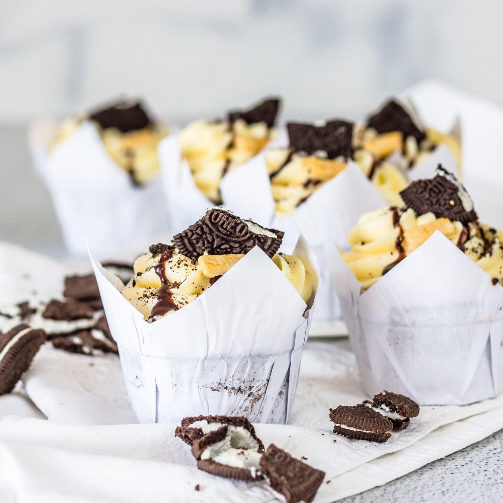 CHOCOLATE OREO CUPCAKES