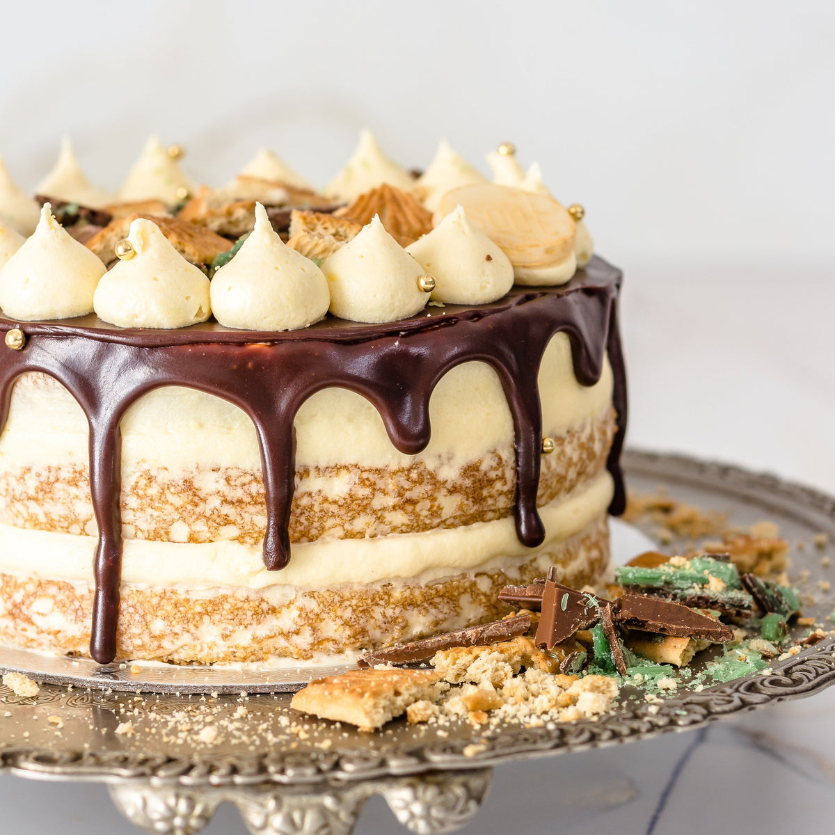 VANILLA PEPPERMINT CONFECTIONERY CAKE