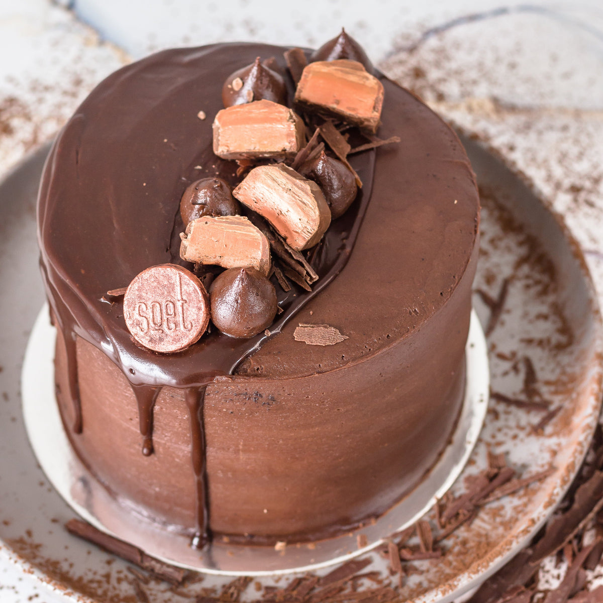 Bar One chocolate cake - Soet Cakes