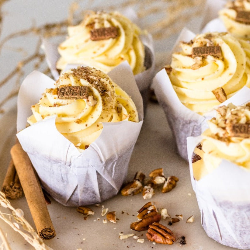 6 Tulip Carrot Cupcakes